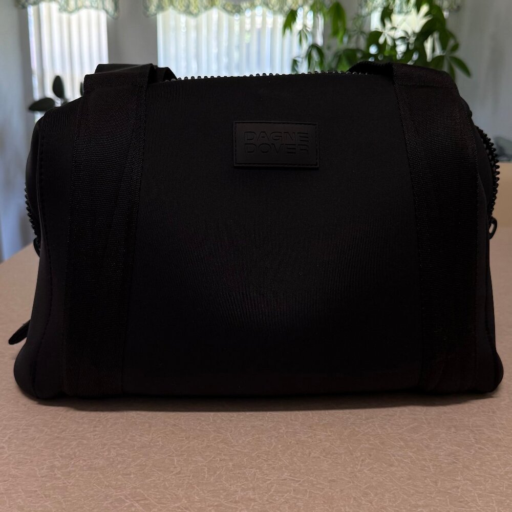 Dagne Dover Medium Landon neoprene Carryall Bag